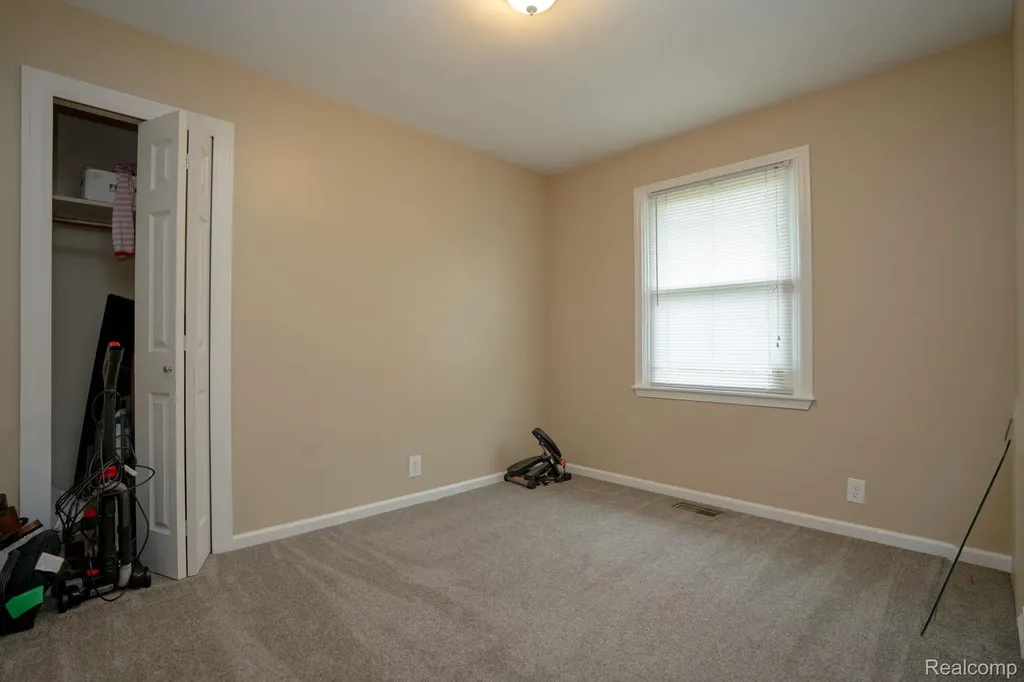 21258 Bon Brae Street St. Clair Shores City MI 48081