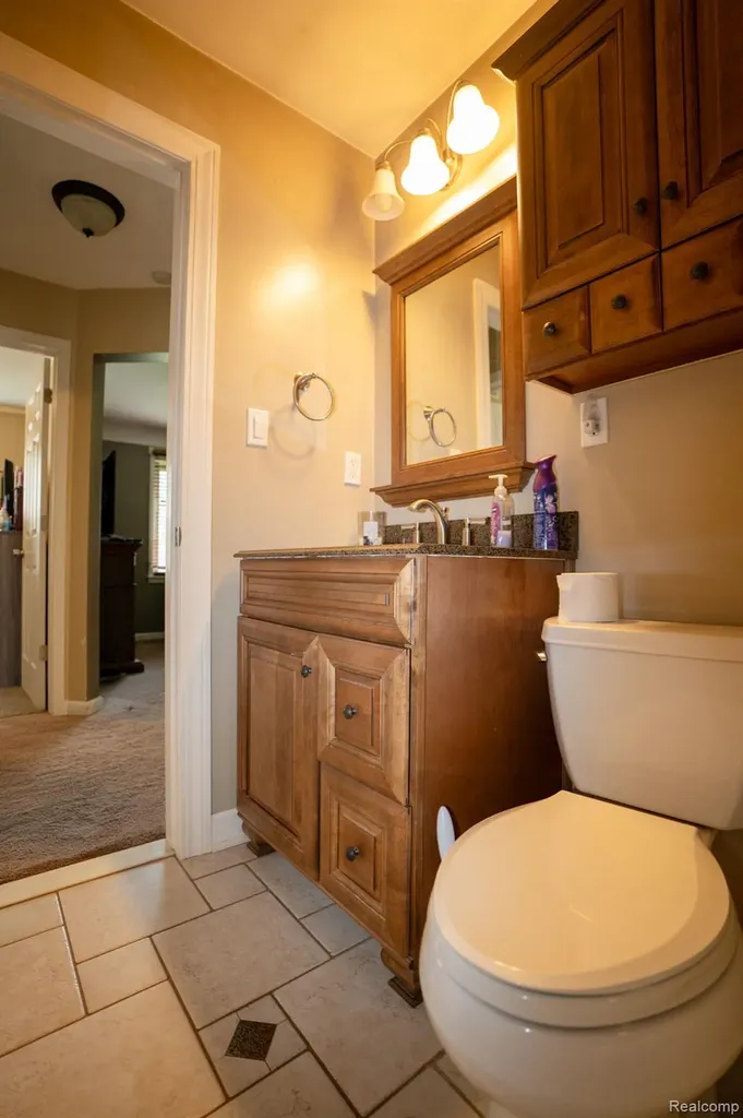 21258 Bon Brae Street St. Clair Shores City MI 48081