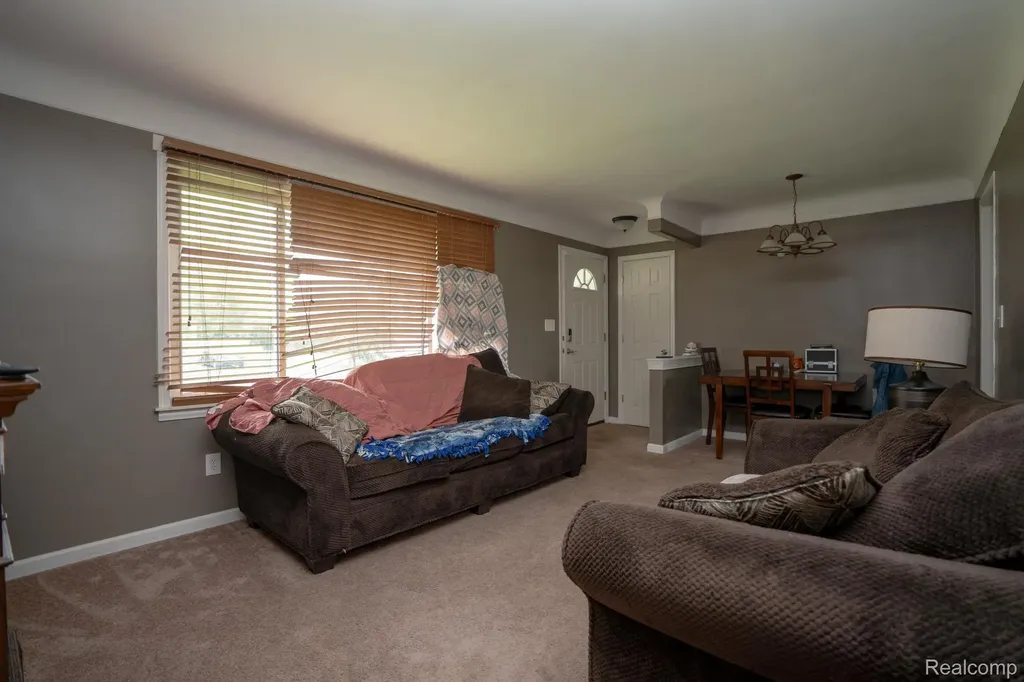 21258 Bon Brae Street St. Clair Shores City MI 48081