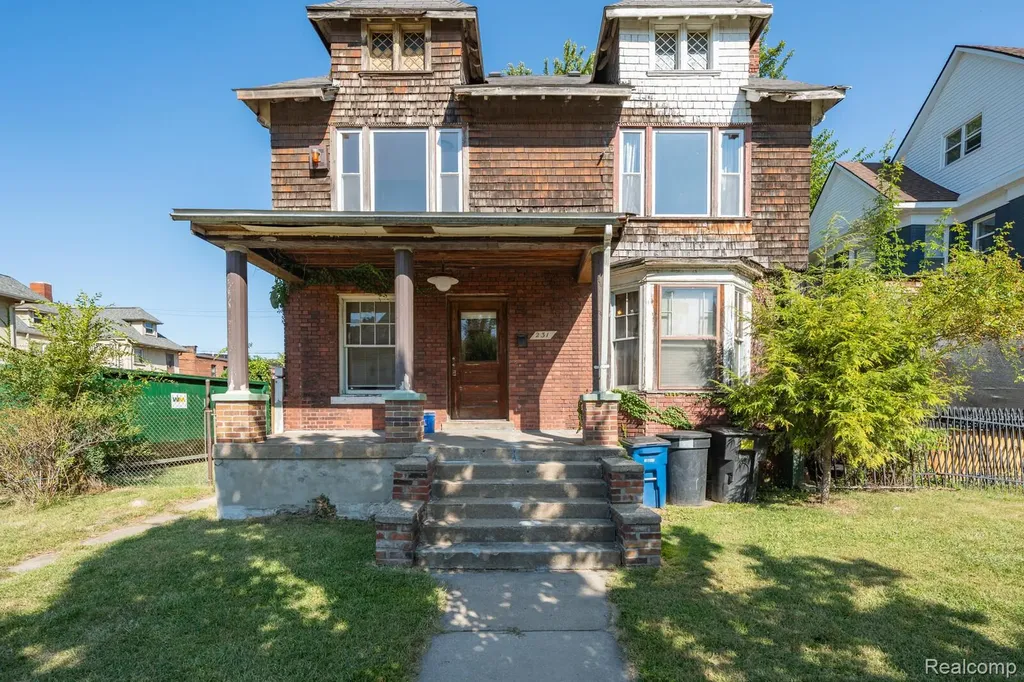 231 Chandler Street Detroit City MI 48202