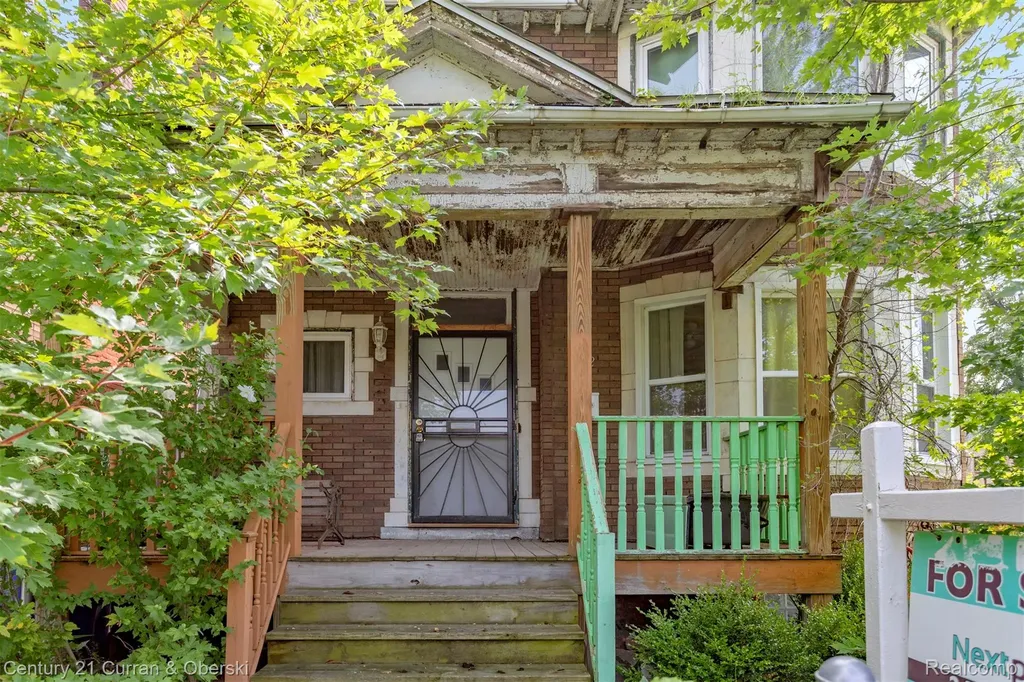 232 Horton Street Detroit City MI 48202