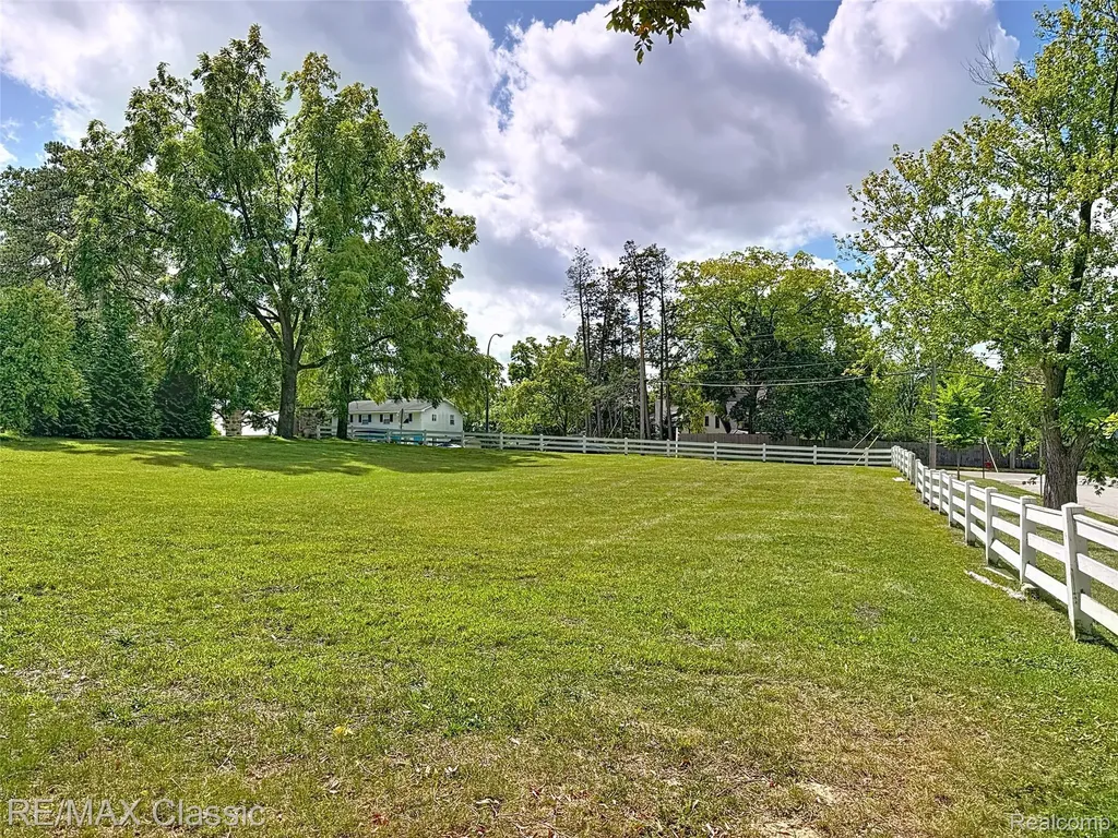 2100 Tuomy Road Ann Arbor City MI 48104