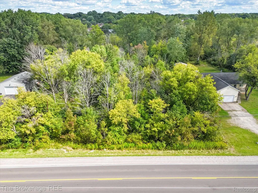 0 Vacant Land N Elms Road Flint City MI 48532