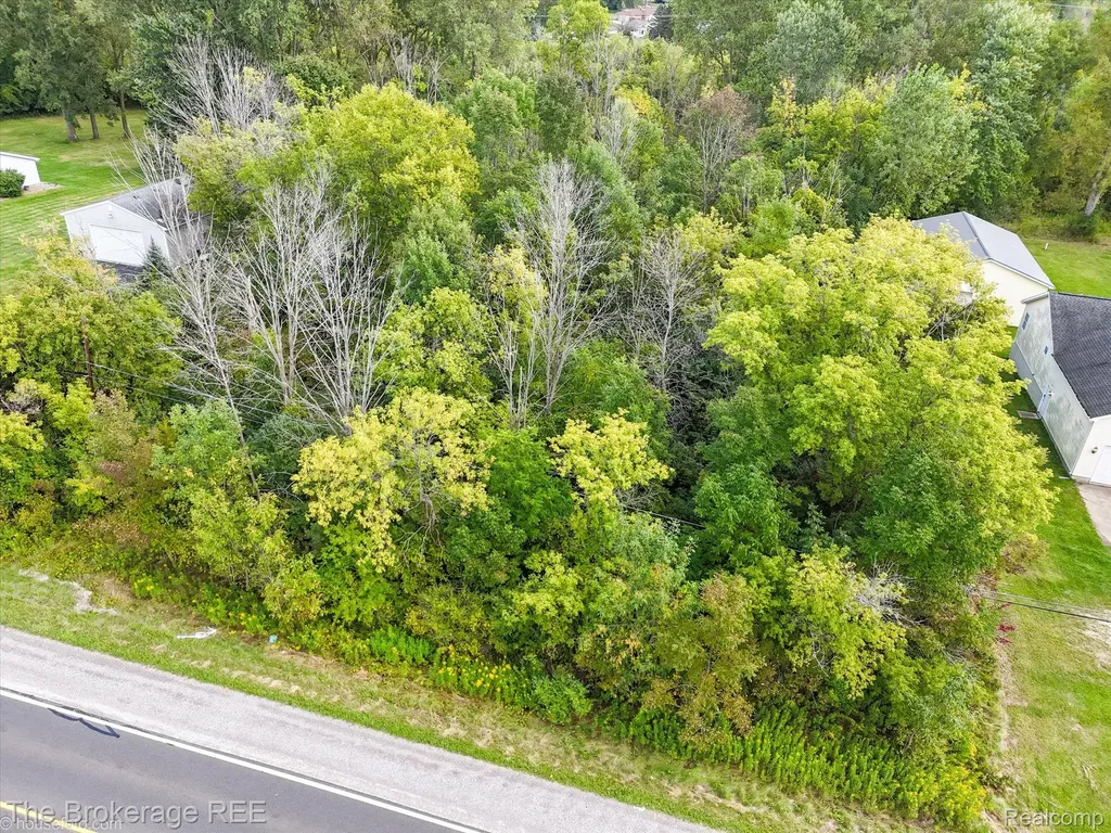 0 Vacant Land N Elms Road Flint City MI 48532