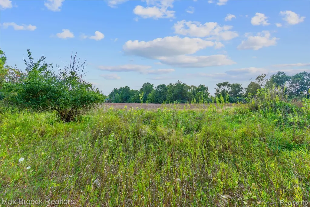 4700 Stanley Road Columbiaville Village MI 48421