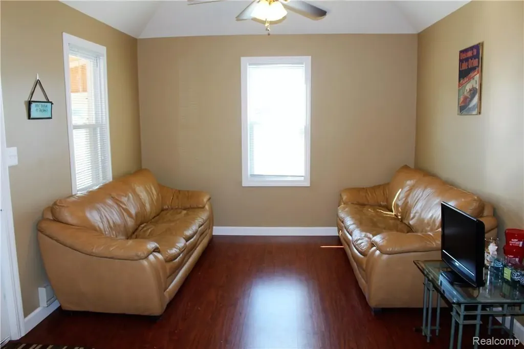 752 Preston Island Orion Charter Township MI 48362