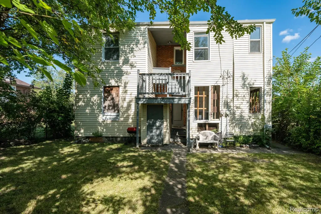 100 Chandler Street Detroit City MI 48202