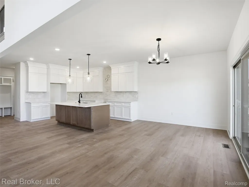 35689 Windridge Drive New Baltimore City MI 48047