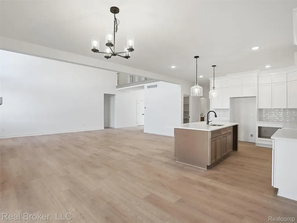 35689 Windridge Drive New Baltimore City MI 48047