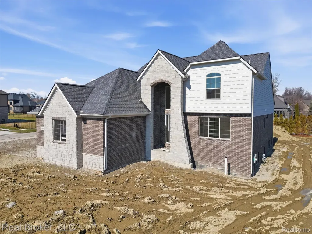 35689 Windridge Drive New Baltimore City MI 48047