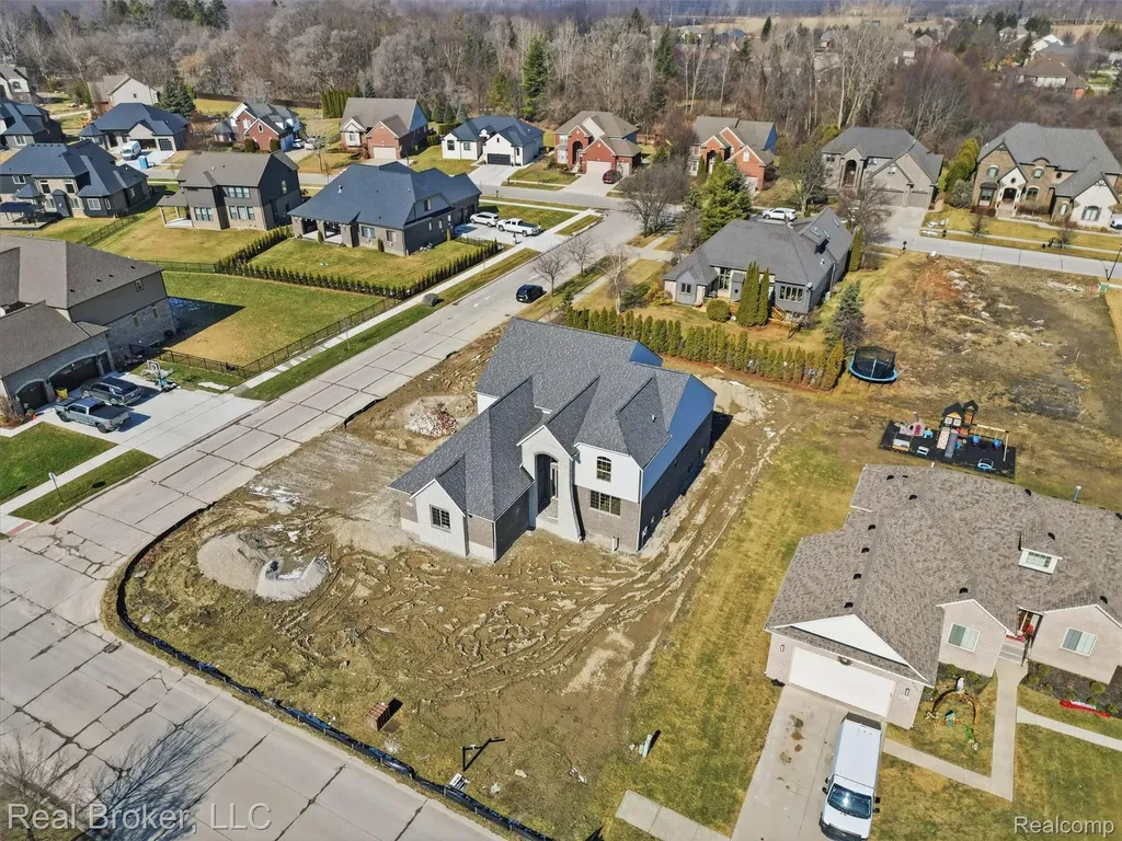 35689 Windridge Drive New Baltimore City MI 48047