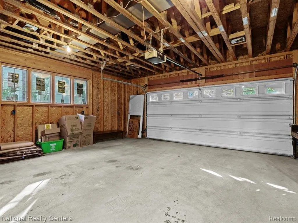 33195 Swallow Drive Rockwood City MI 48173