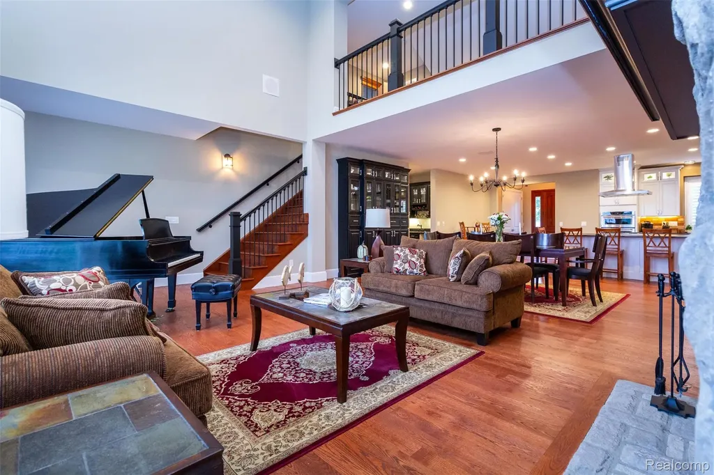 302 Tanview Drive Oxford Charter Township MI 48371