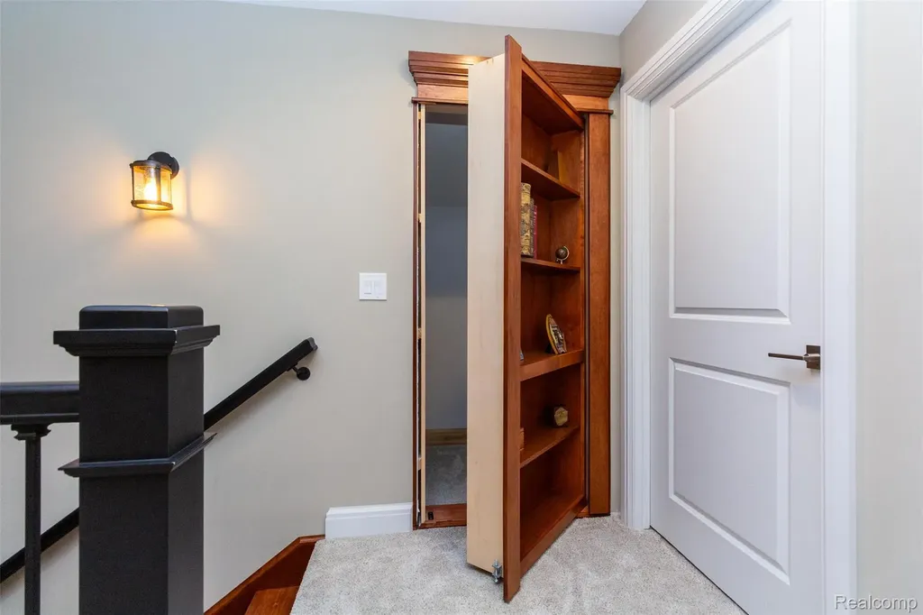 302 Tanview Drive Oxford Charter Township MI 48371