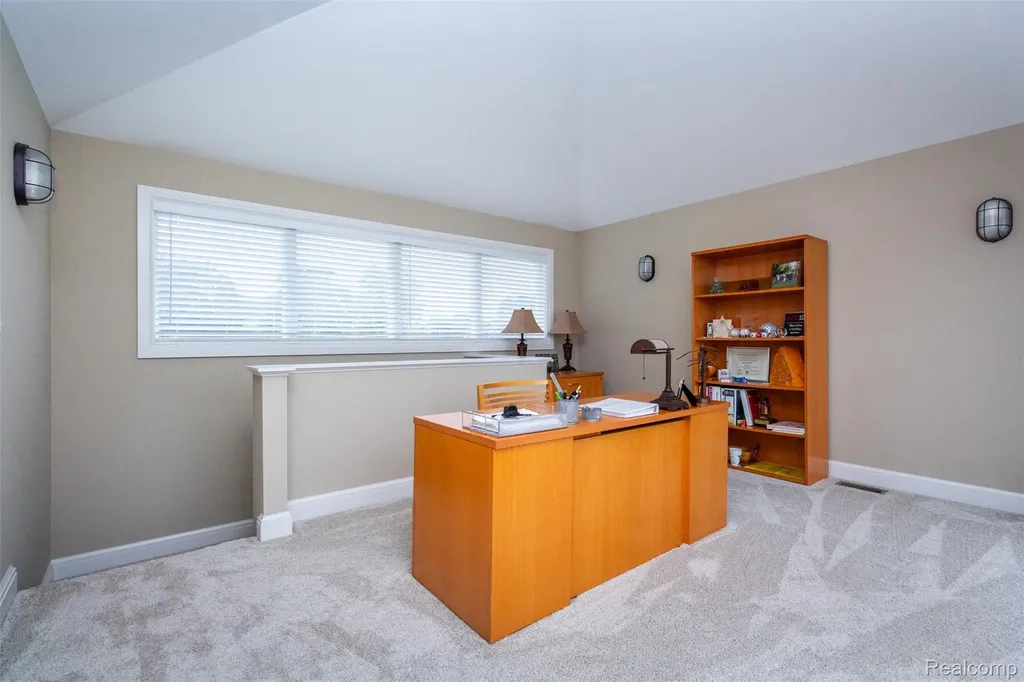 302 Tanview Drive Oxford Charter Township MI 48371