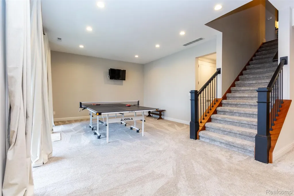 302 Tanview Drive Oxford Charter Township MI 48371