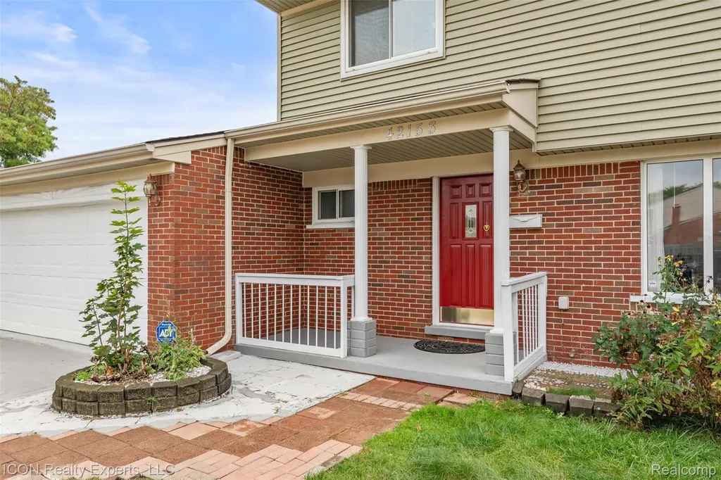 42153 Mac Rae Drive Sterling Heights City MI 48313