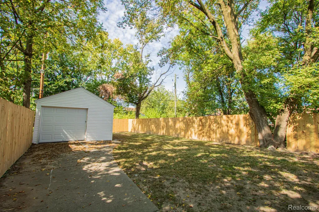 11921 Riad Street Detroit City MI 48224