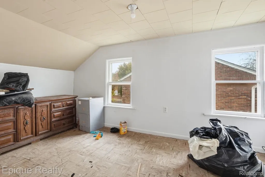 1424 19th Street Port Huron City MI 48060