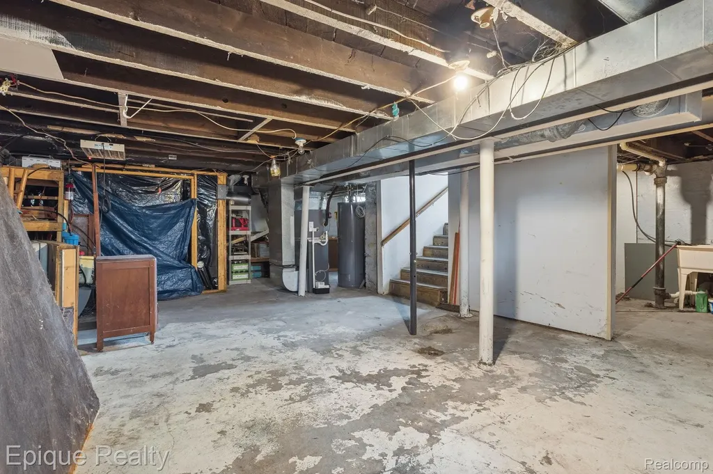 1424 19th Street Port Huron City MI 48060