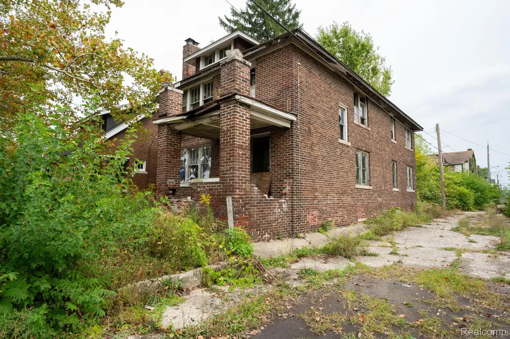 3349 Clairmount Street Detroit City MI 48206