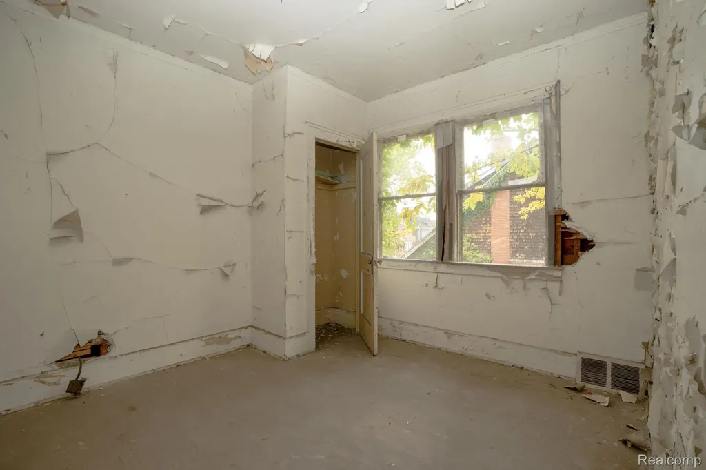 3307 Clairmount Street Detroit City MI 48206