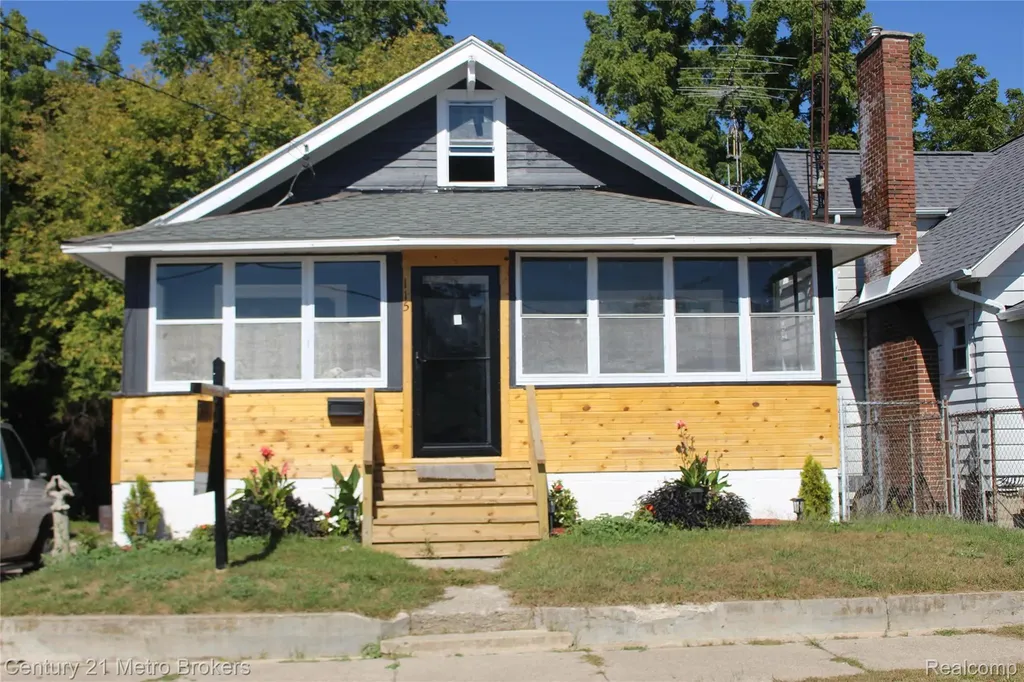115 Livingston Drive E Flint City MI 48503