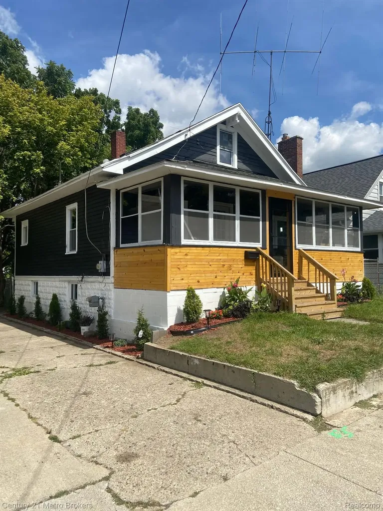 115 Livingston Drive E Flint City MI 48503