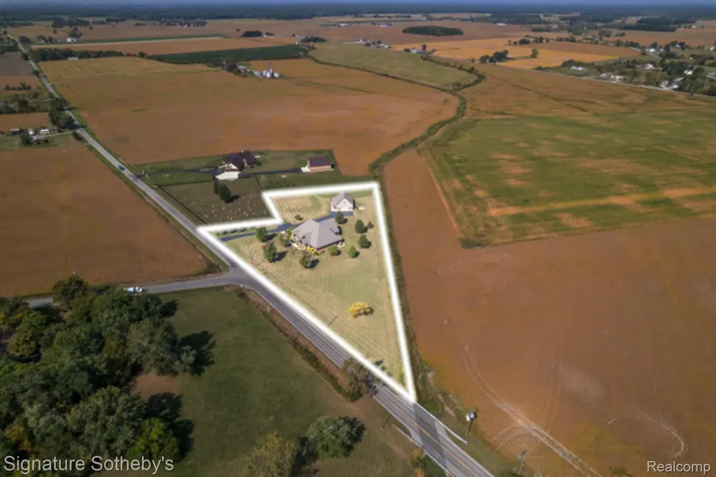 8650 Stone Road Maybee Village MI 48159