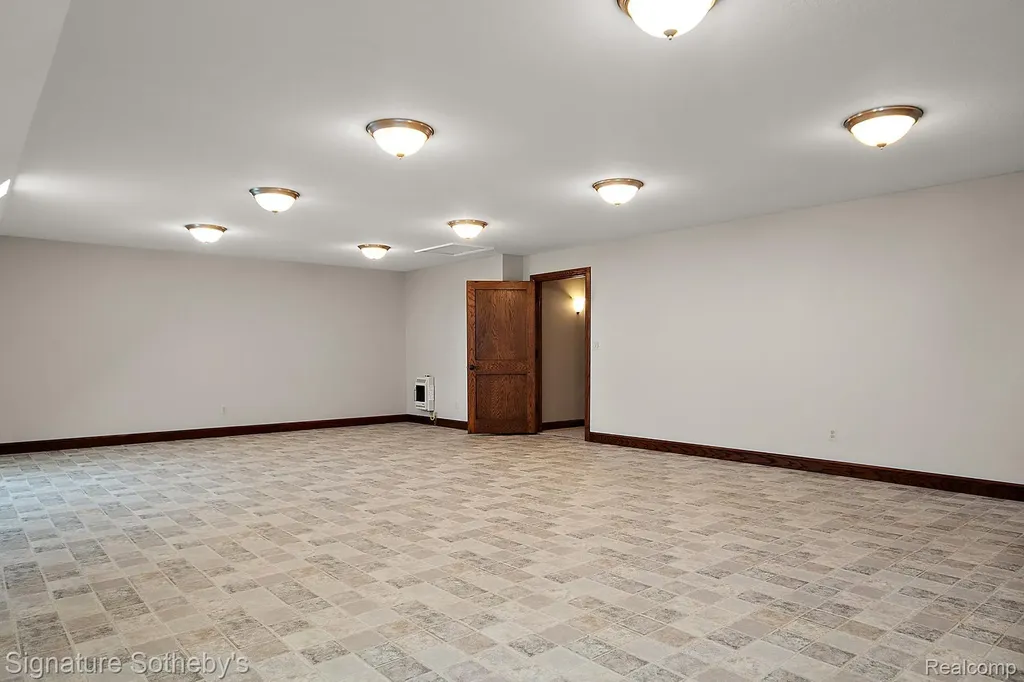 8650 Stone Road Maybee Village MI 48159
