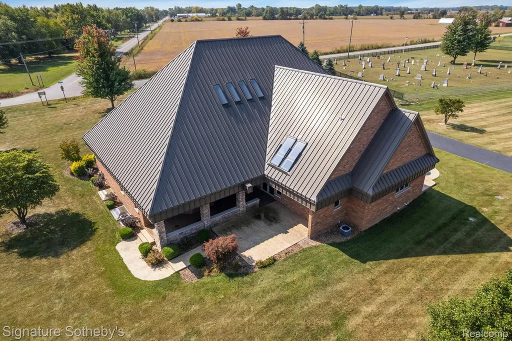 8650 Stone Road Maybee Village MI 48159