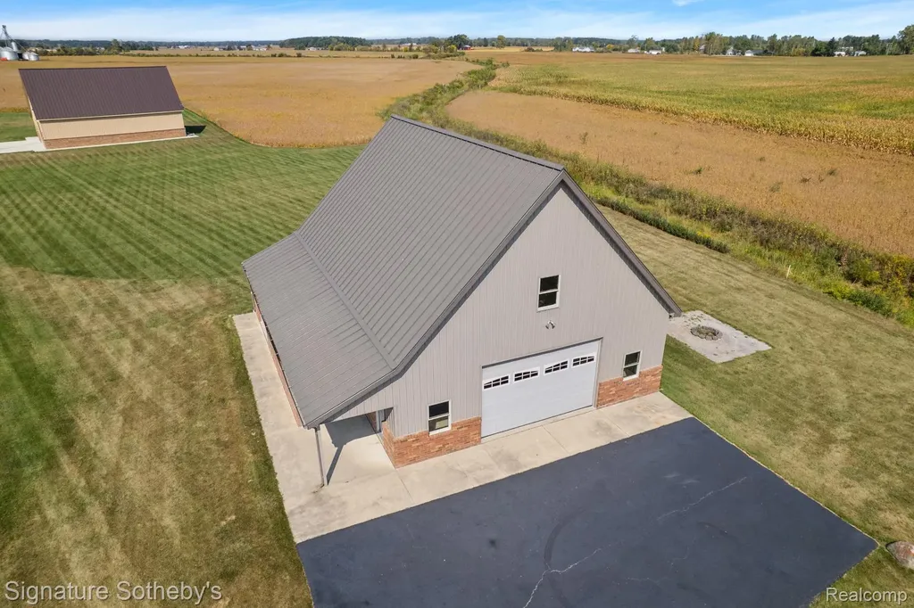 8650 Stone Road Maybee Village MI 48159