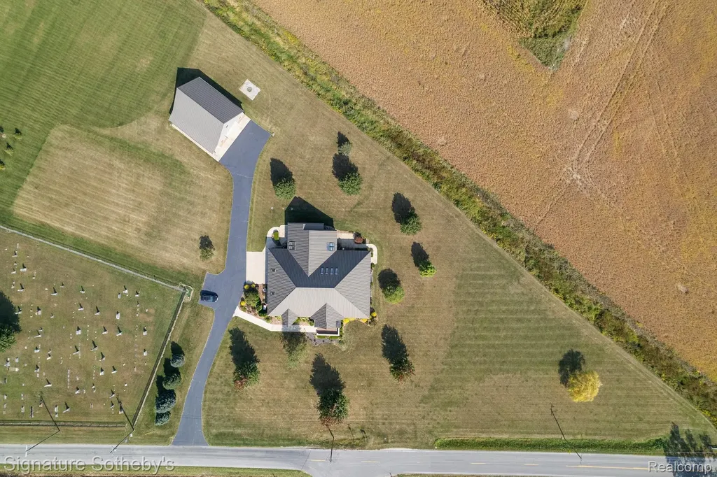 8650 Stone Road Maybee Village MI 48159