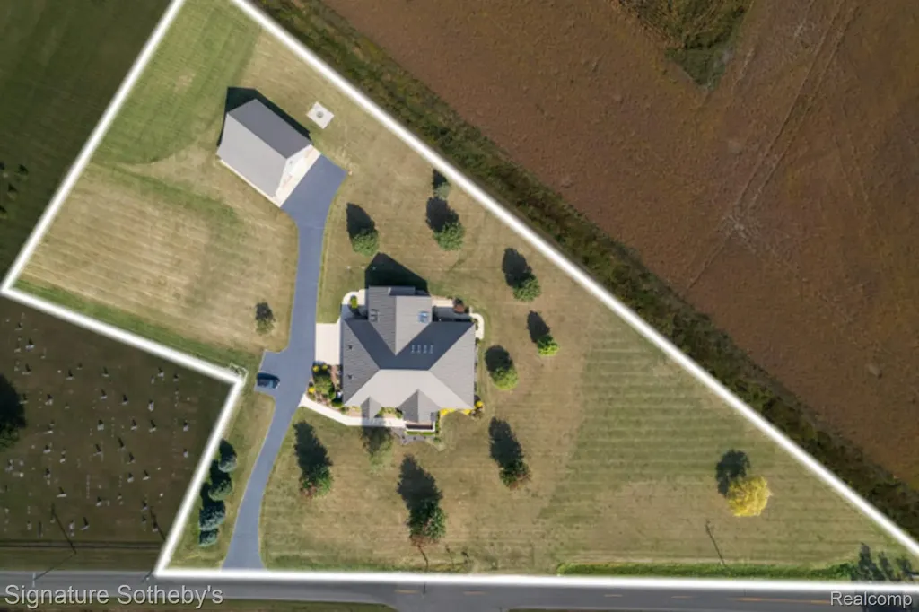 8650 Stone Road Maybee Village MI 48159