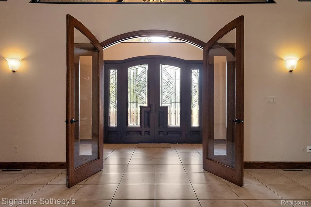 8650 Stone Road Maybee Village MI 48159