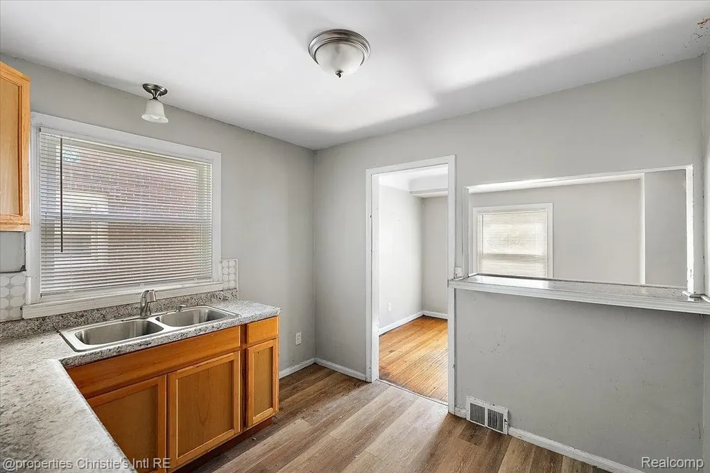 14073 Collingham Drive Detroit City MI 48205