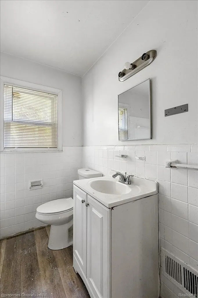 14073 Collingham Drive Detroit City MI 48205