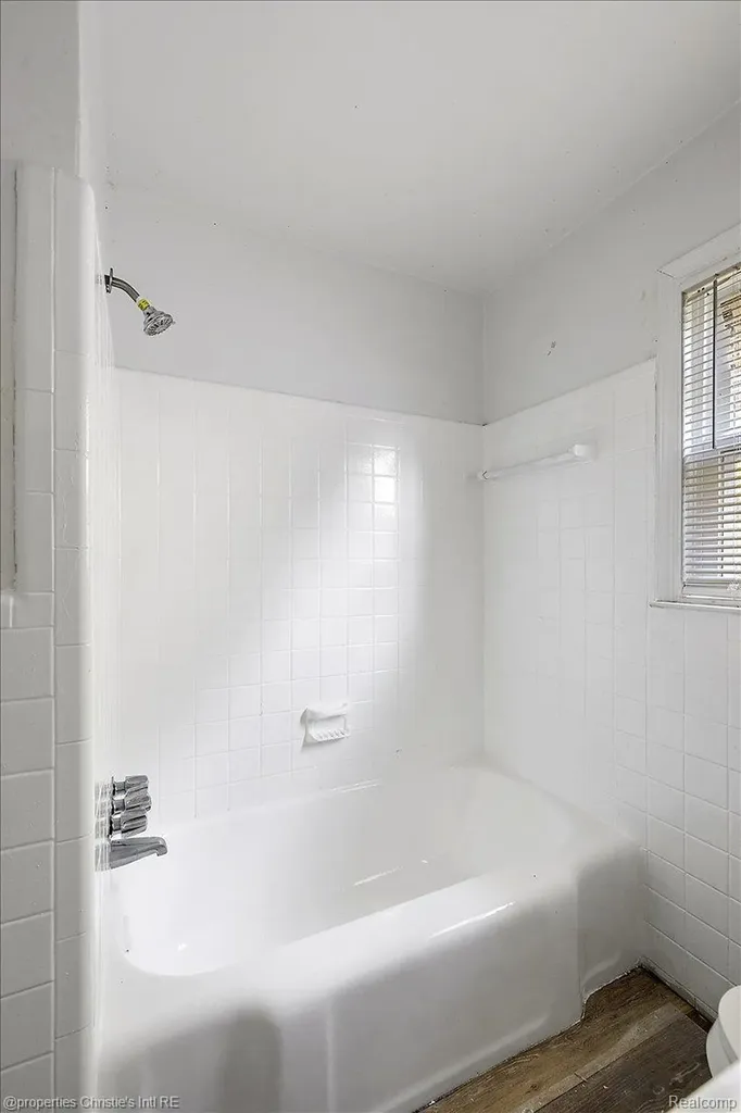 14073 Collingham Drive Detroit City MI 48205