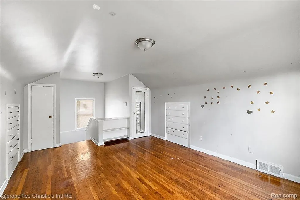 14073 Collingham Drive Detroit City MI 48205