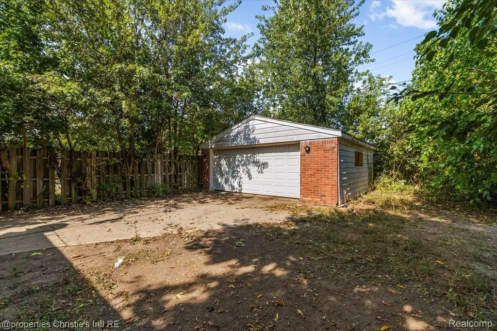 14073 Collingham Drive Detroit City MI 48205