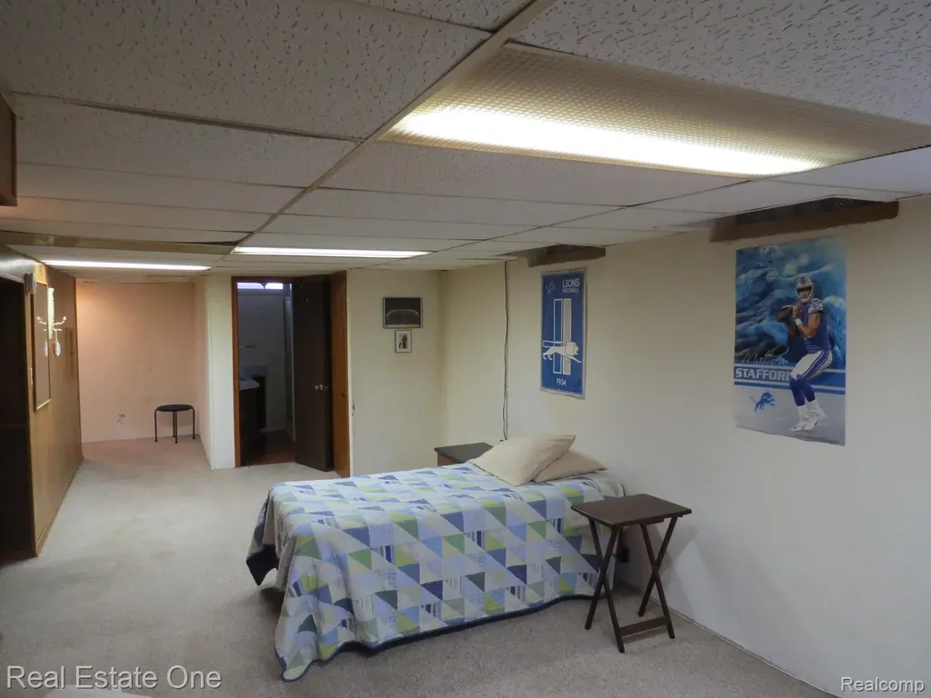 15742 Kennebec Street Southgate City MI 48195
