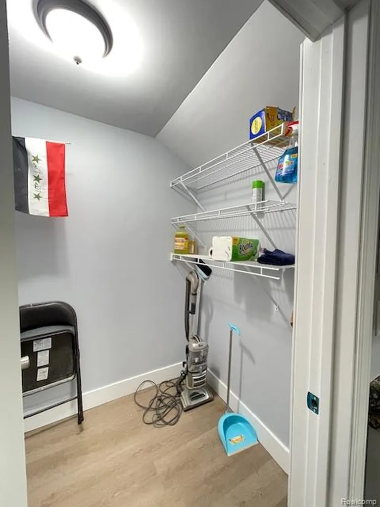 2753 E Snover Road Mayville Village MI 48744