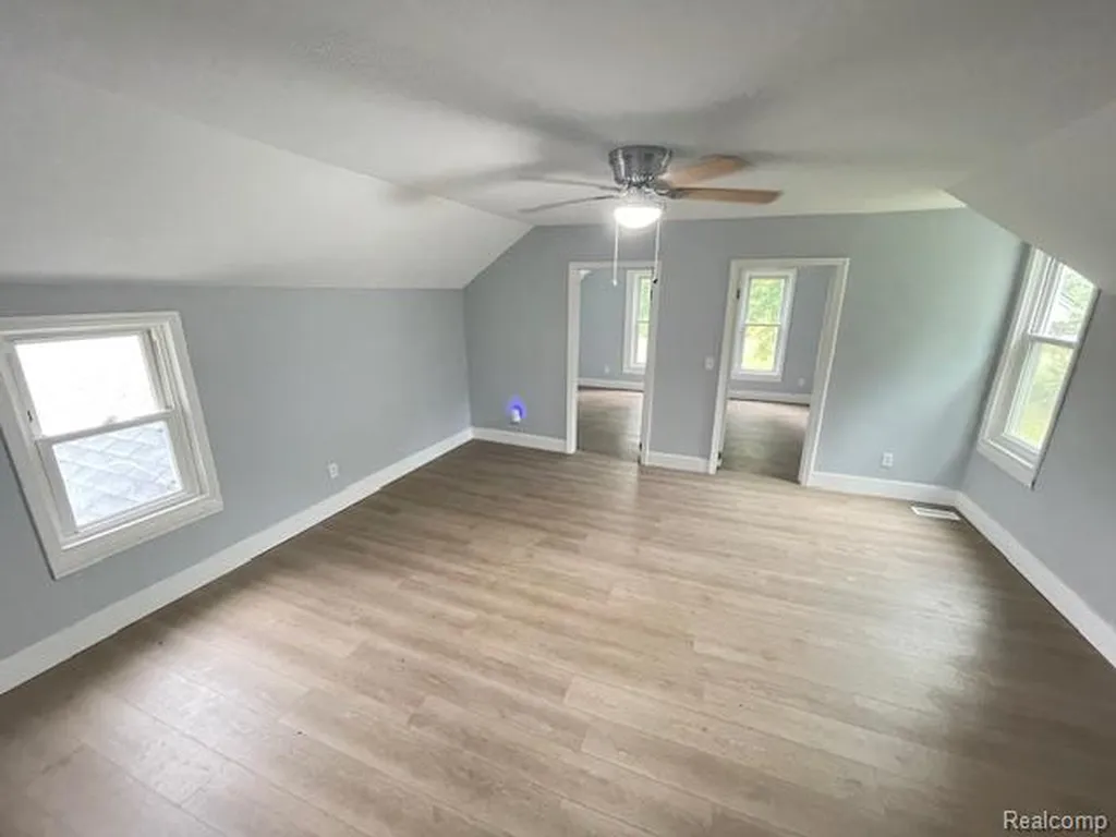 2753 E Snover Road Mayville Village MI 48744