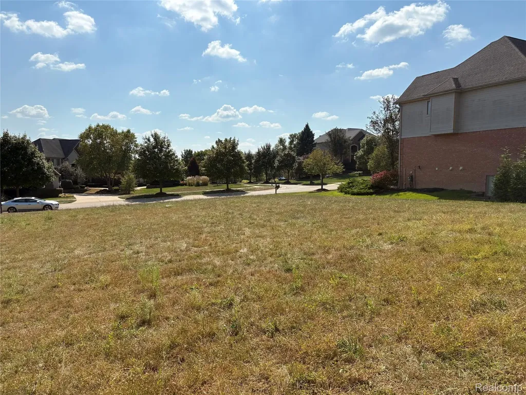 18018 Ridgeview Drive Northville Township MI 48168