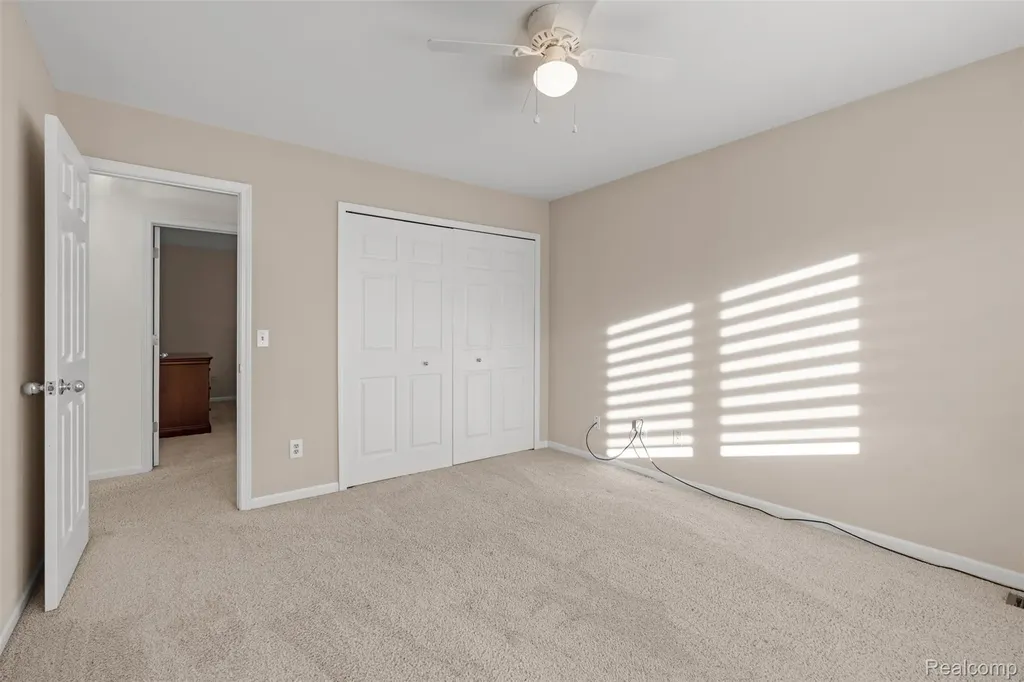 1615 Redbud Drive Troy City MI 48098