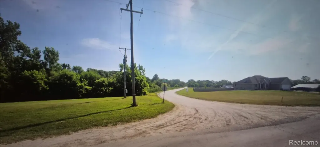14700 Darling Road London Township MI 48160