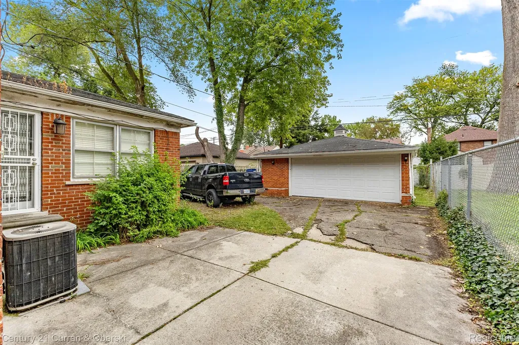 14434 Rosemont Avenue Detroit City MI 48223