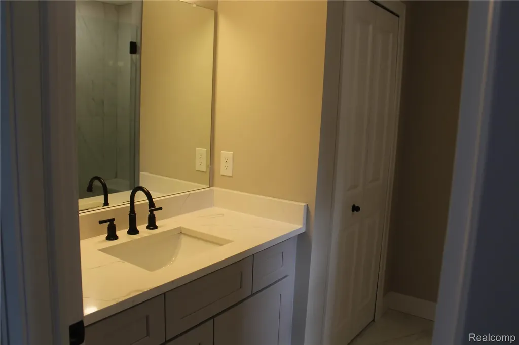 50315 Arcadia Drive Macomb Township MI 48042