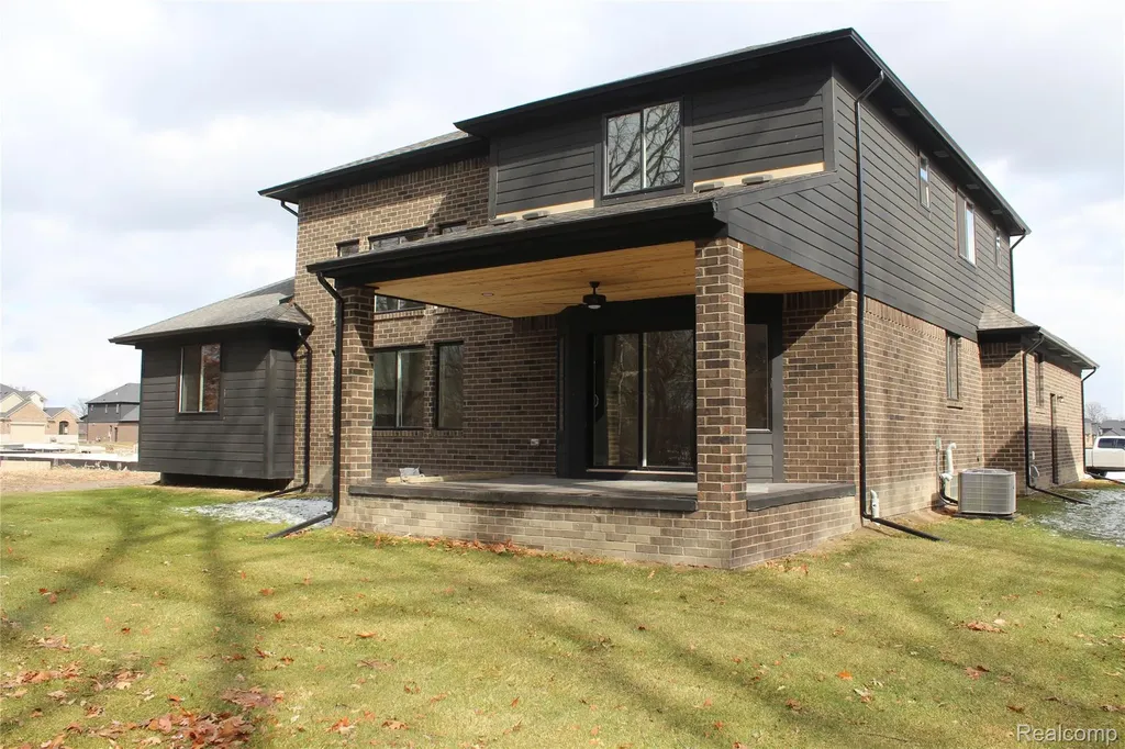 50315 Arcadia Drive Macomb Township MI 48042