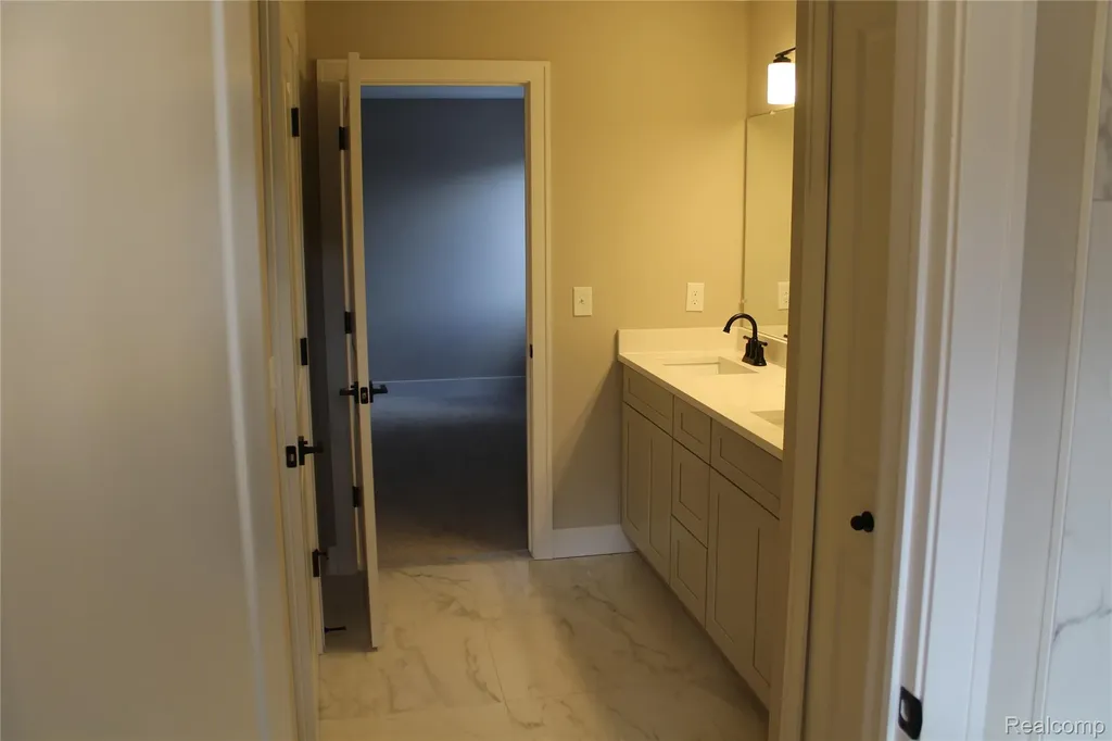 50315 Arcadia Drive Macomb Township MI 48042